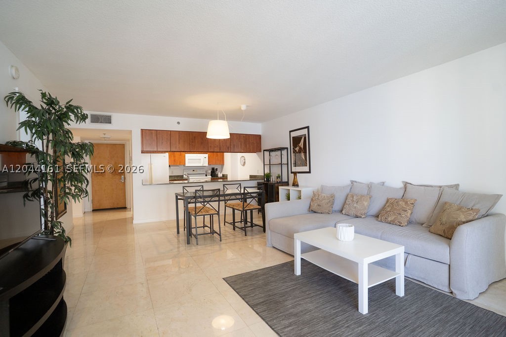 1200 Brickell Bay Dr 2806 Property Photo 10