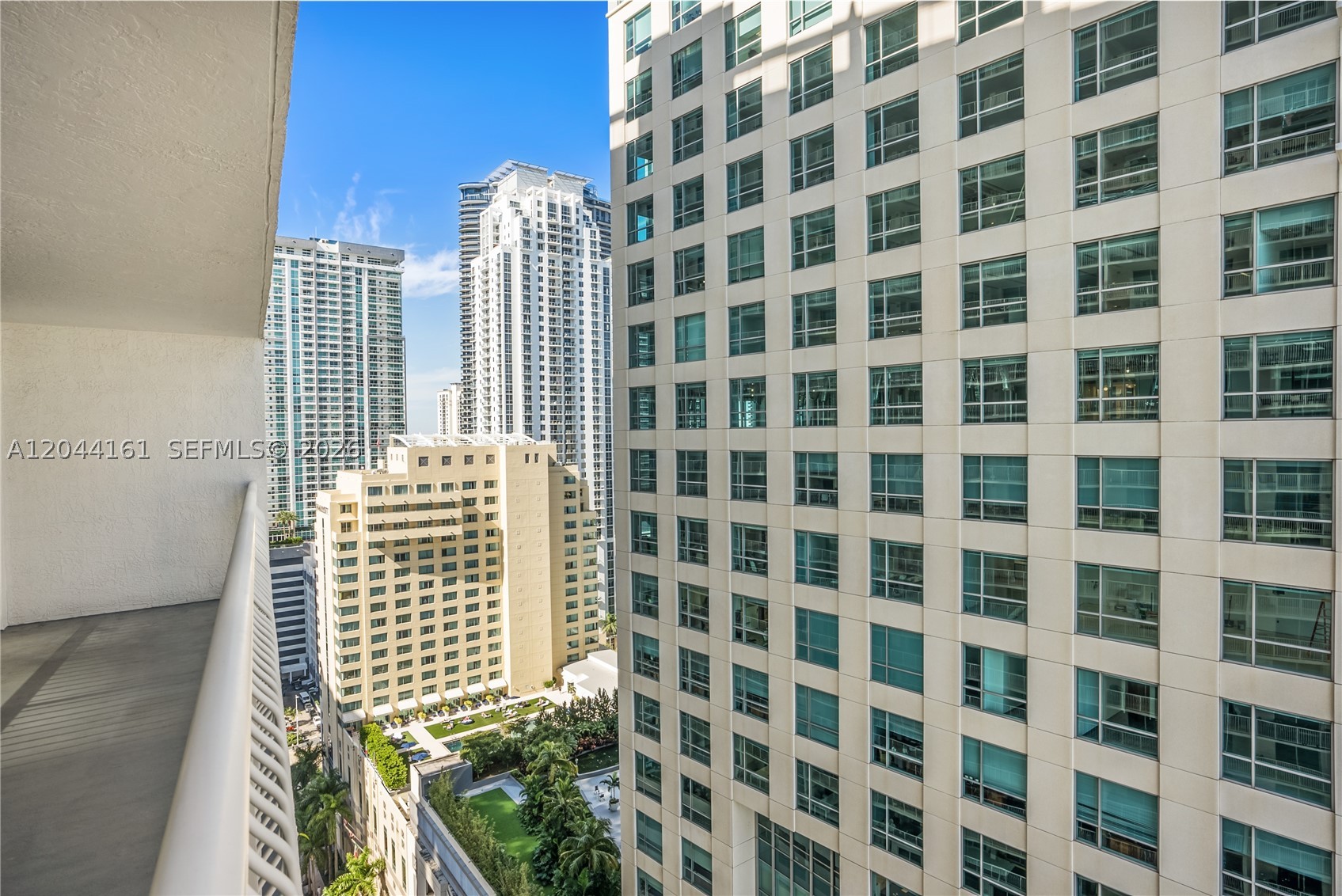 1200 Brickell Bay Dr 2806 Property Photo 23