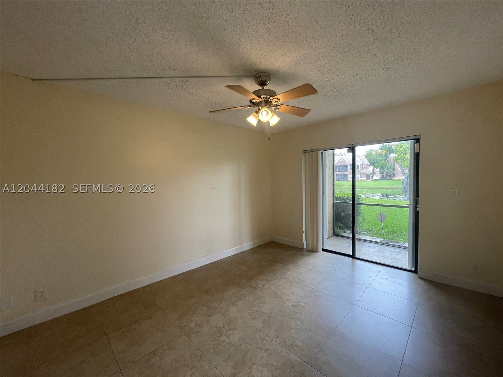 9044 Nw 28th Dr 3-106 Property Photo 8