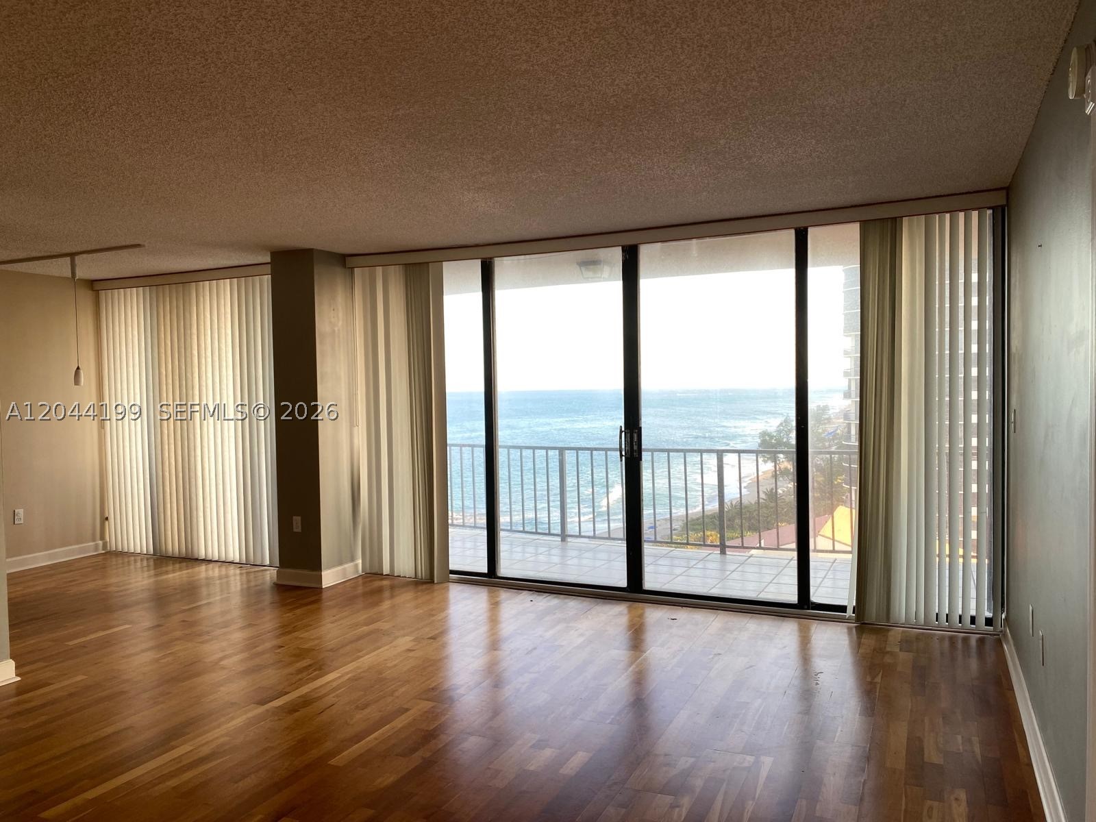 4200 N Ocean Dr 1-1103 Property Photo 10
