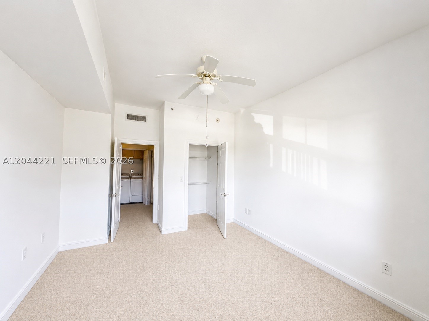 3001 Ne 185th St 515 Property Photo 12