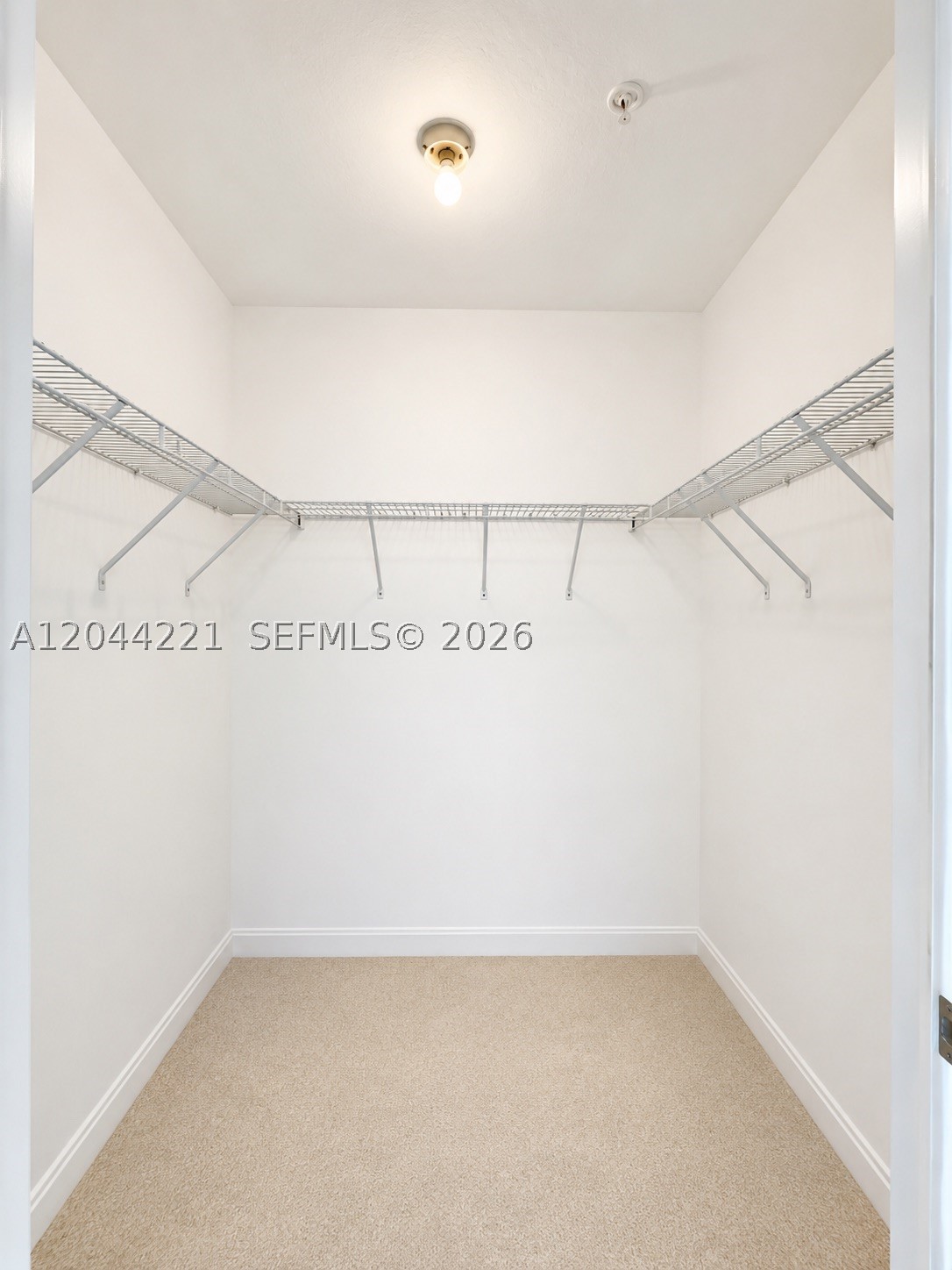 3001 Ne 185th St 515 Property Photo 17