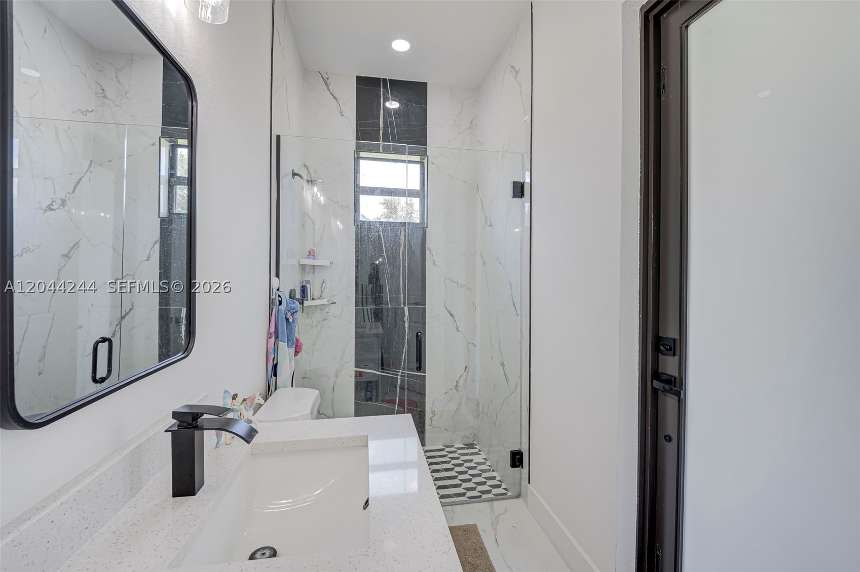 7834 14th Pl Property Photo 17