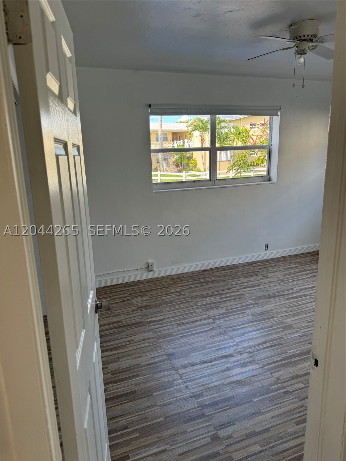 1765 Venice Ln 4e Property Photo 8