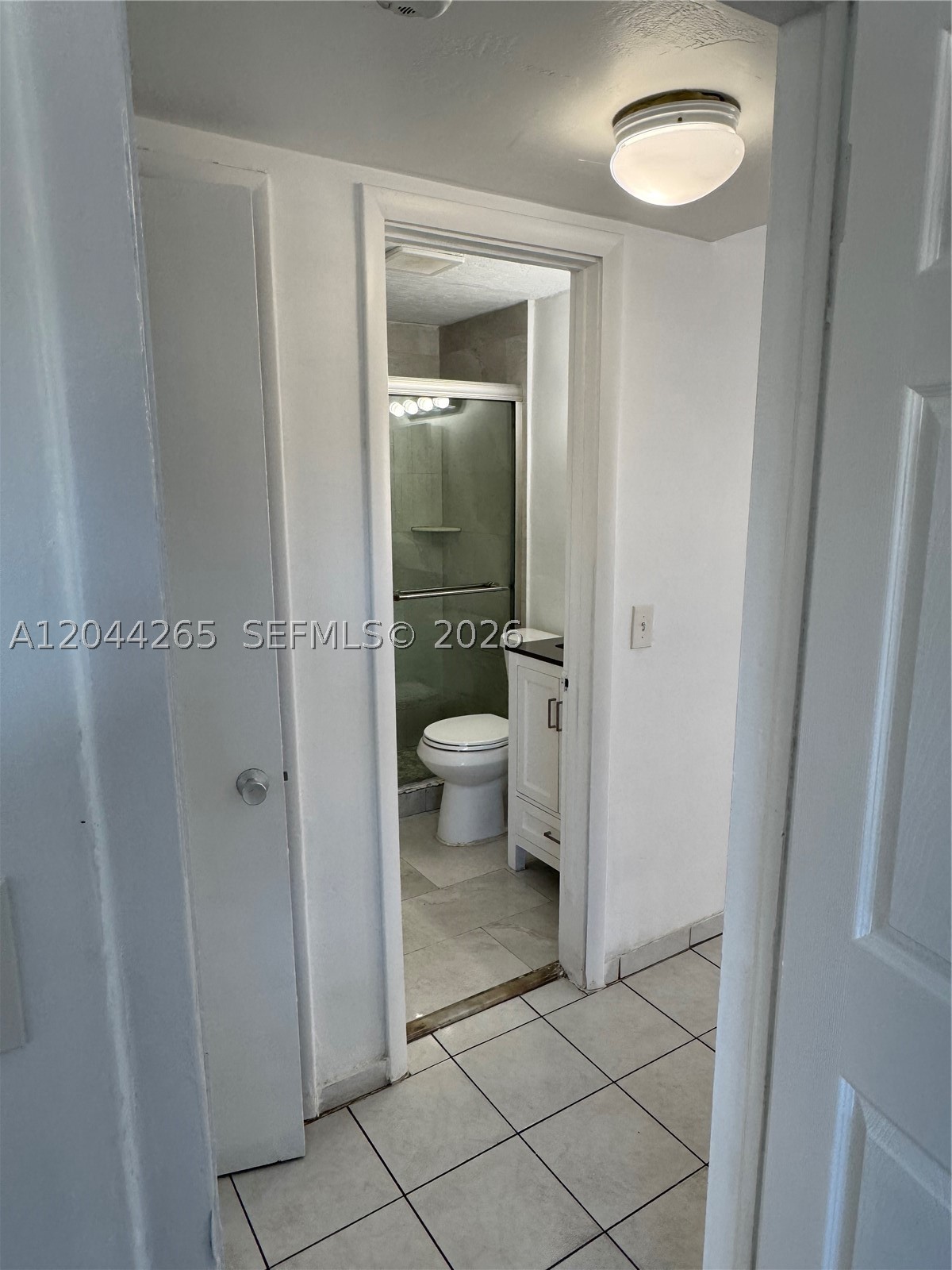 1765 Venice Ln 4e Property Photo 12