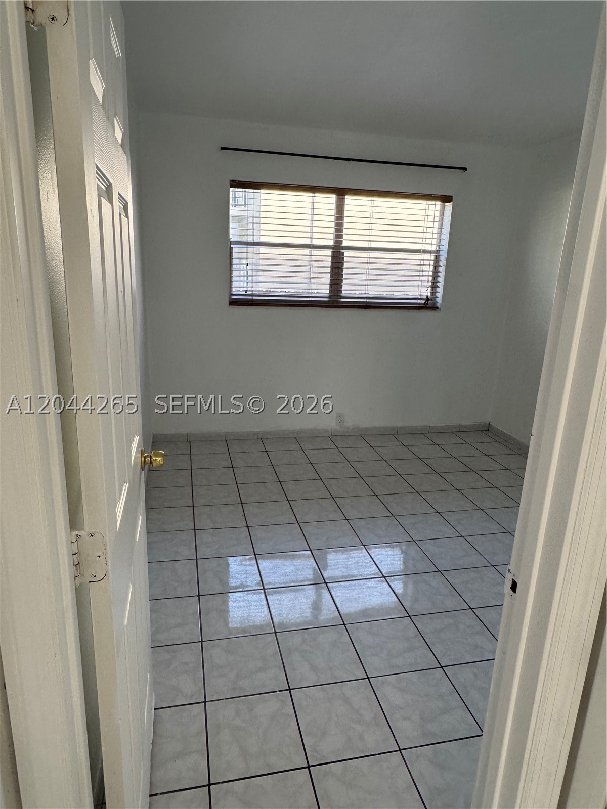 1765 Venice Ln 4e Property Photo 14