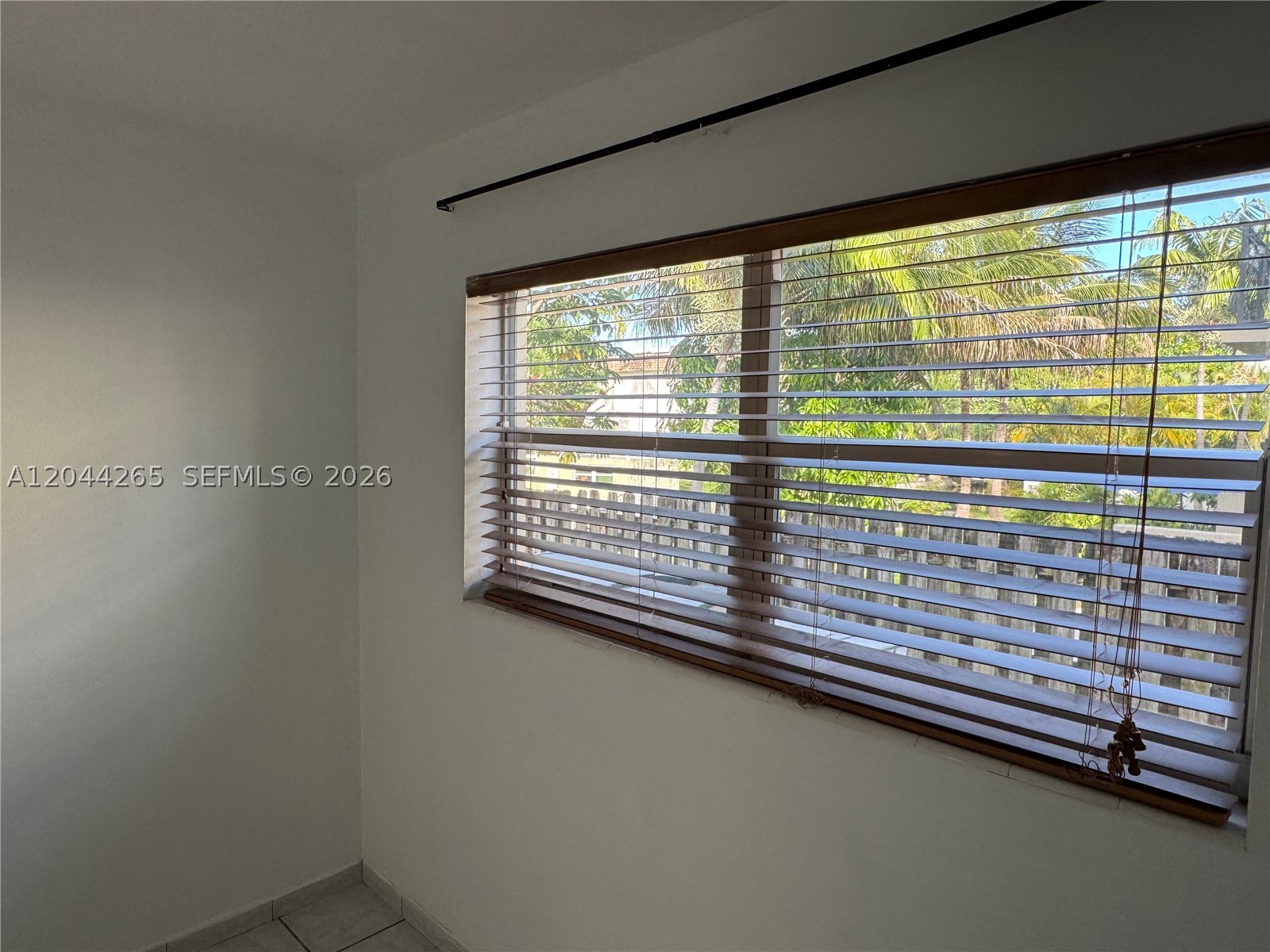1765 Venice Ln 4e Property Photo 16