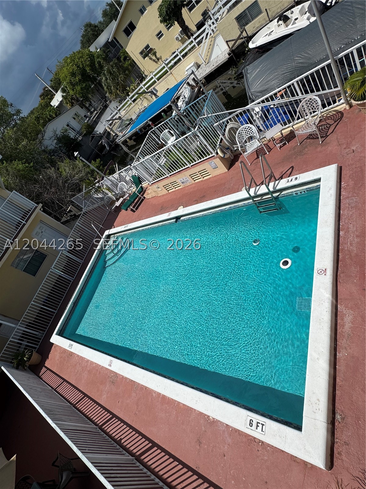 1765 Venice Ln 4e Property Photo 23