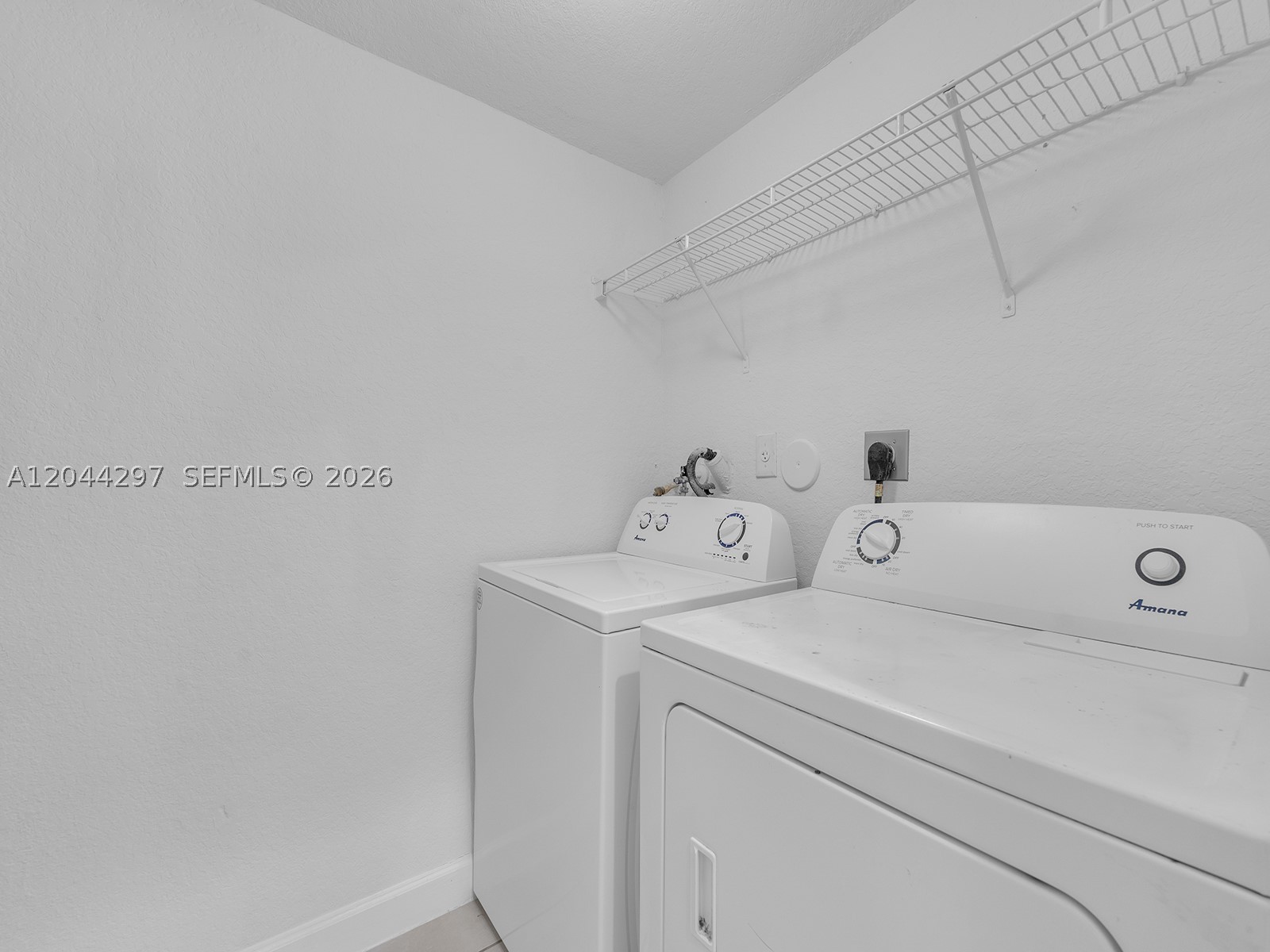 2482 Se 15th Ct Property Photo 11