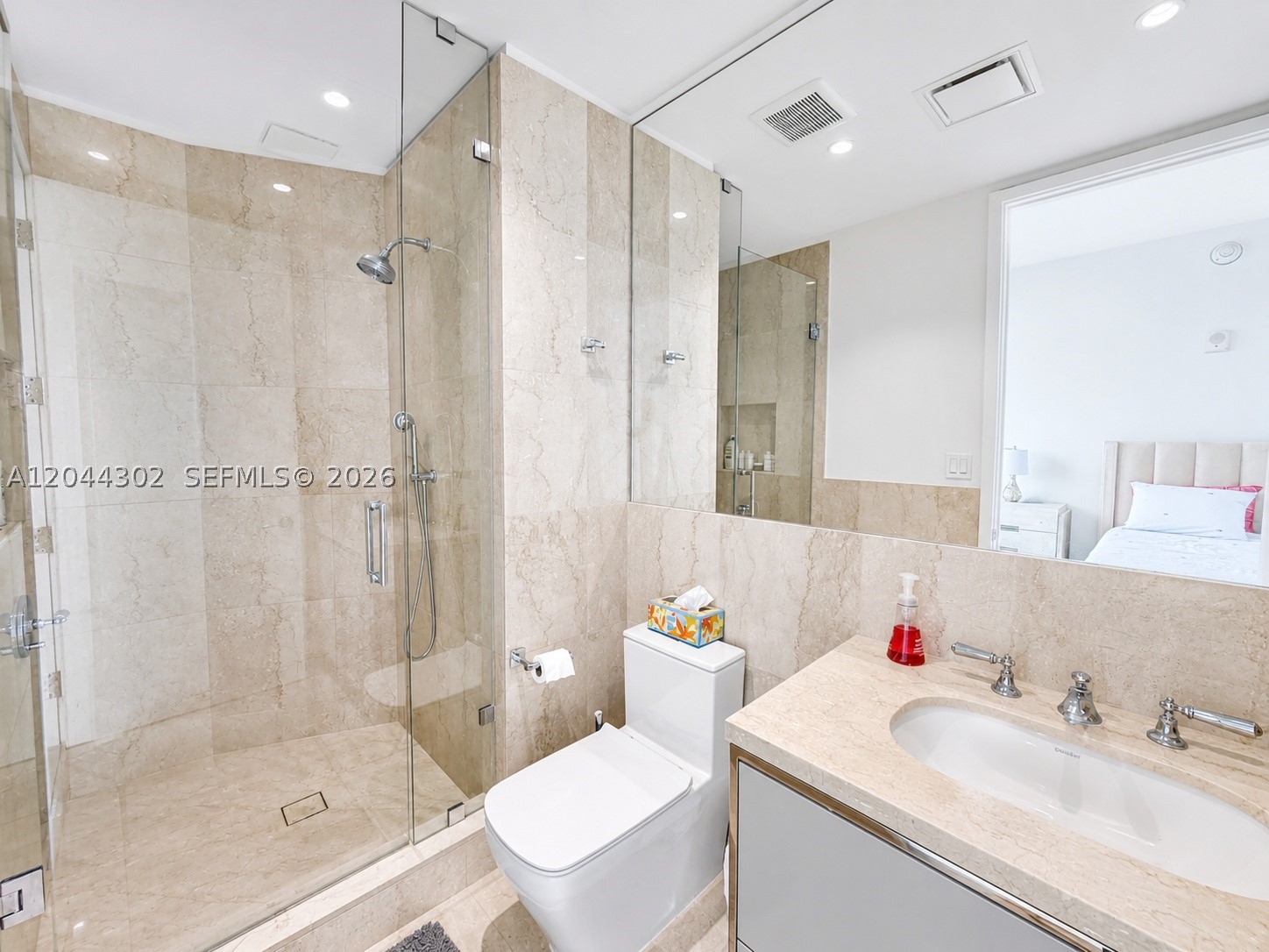 15701 Collins Ave 1703 Property Photo 12
