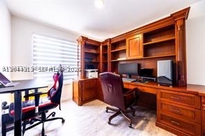 A12044313 Property Photo 13