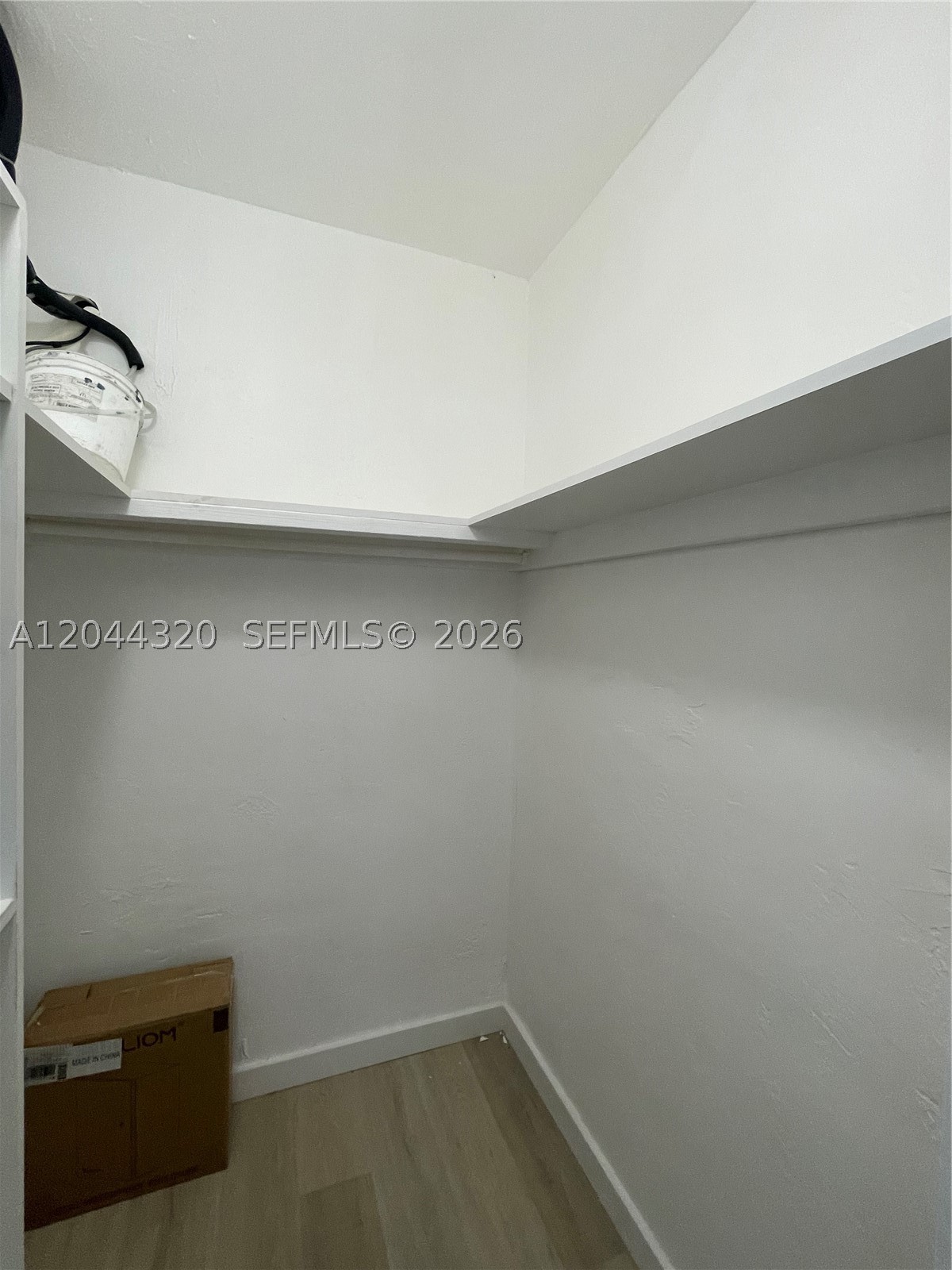 2120 Biarritz Dr 1 Property Photo 11