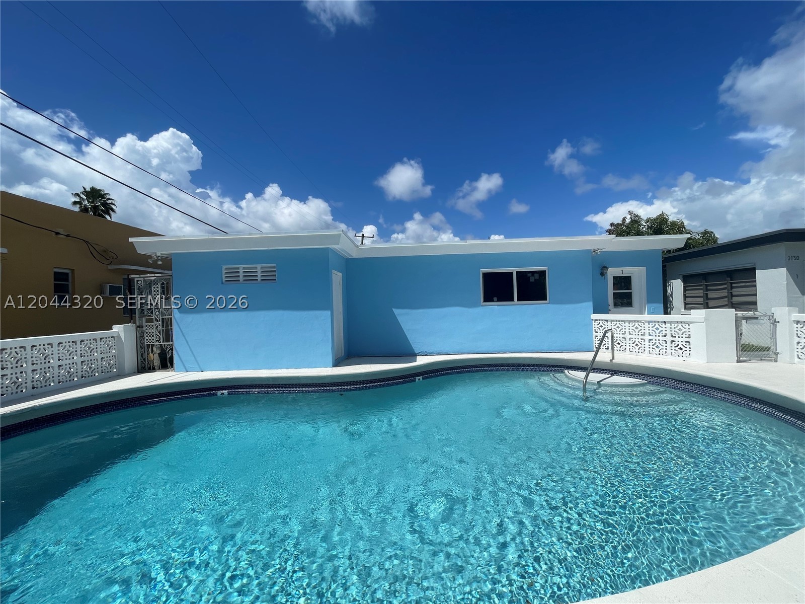 2120 Biarritz Dr 1 Property Photo 17