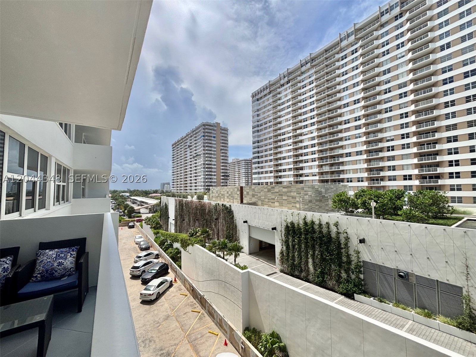 2030 S Ocean Dr 423 Property Photo 19