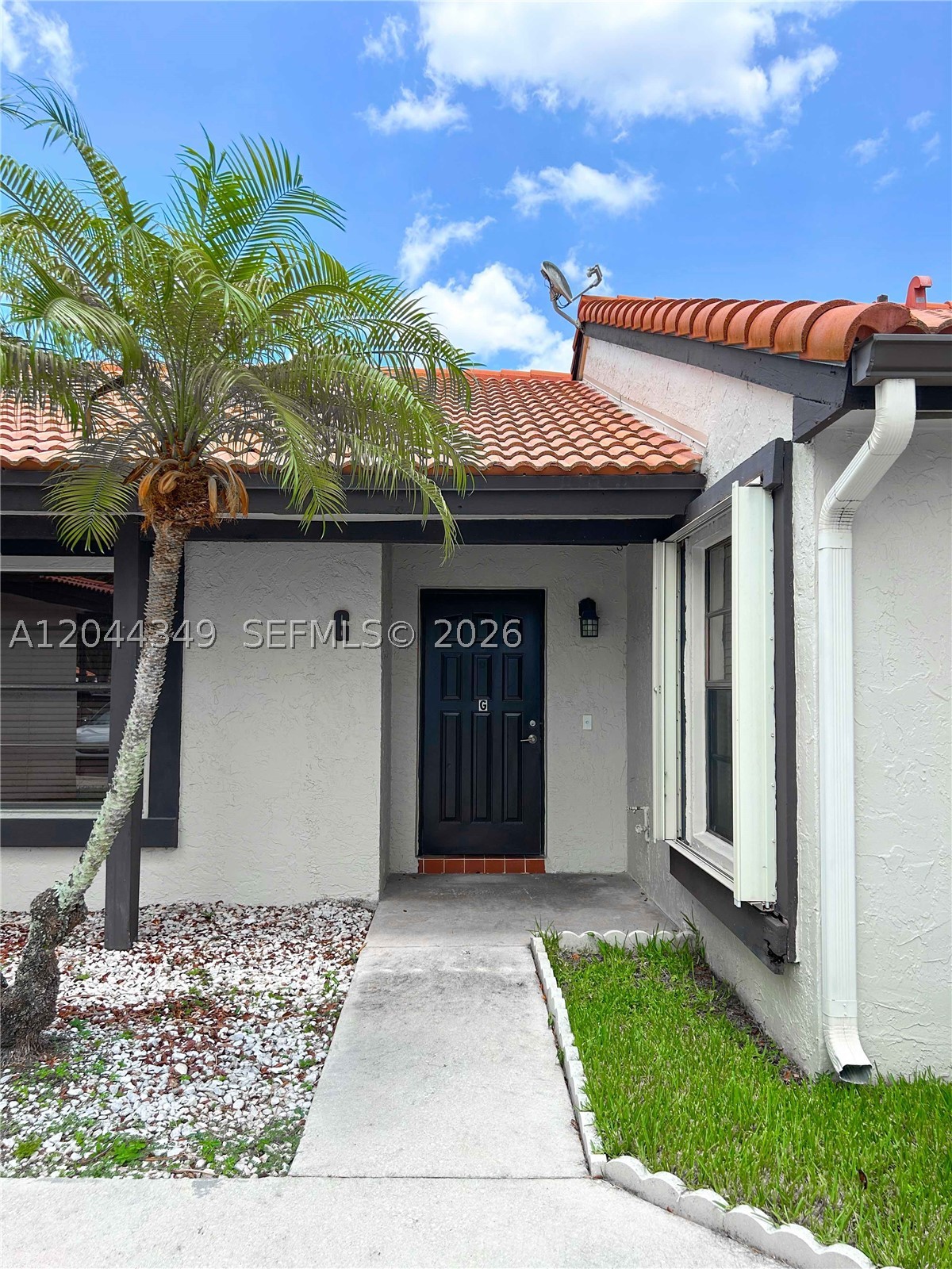 14970 SW 48th Ter 27G Property Photo 1