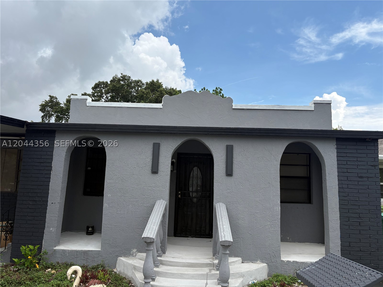 1853 NW 47th St Property Photo 1