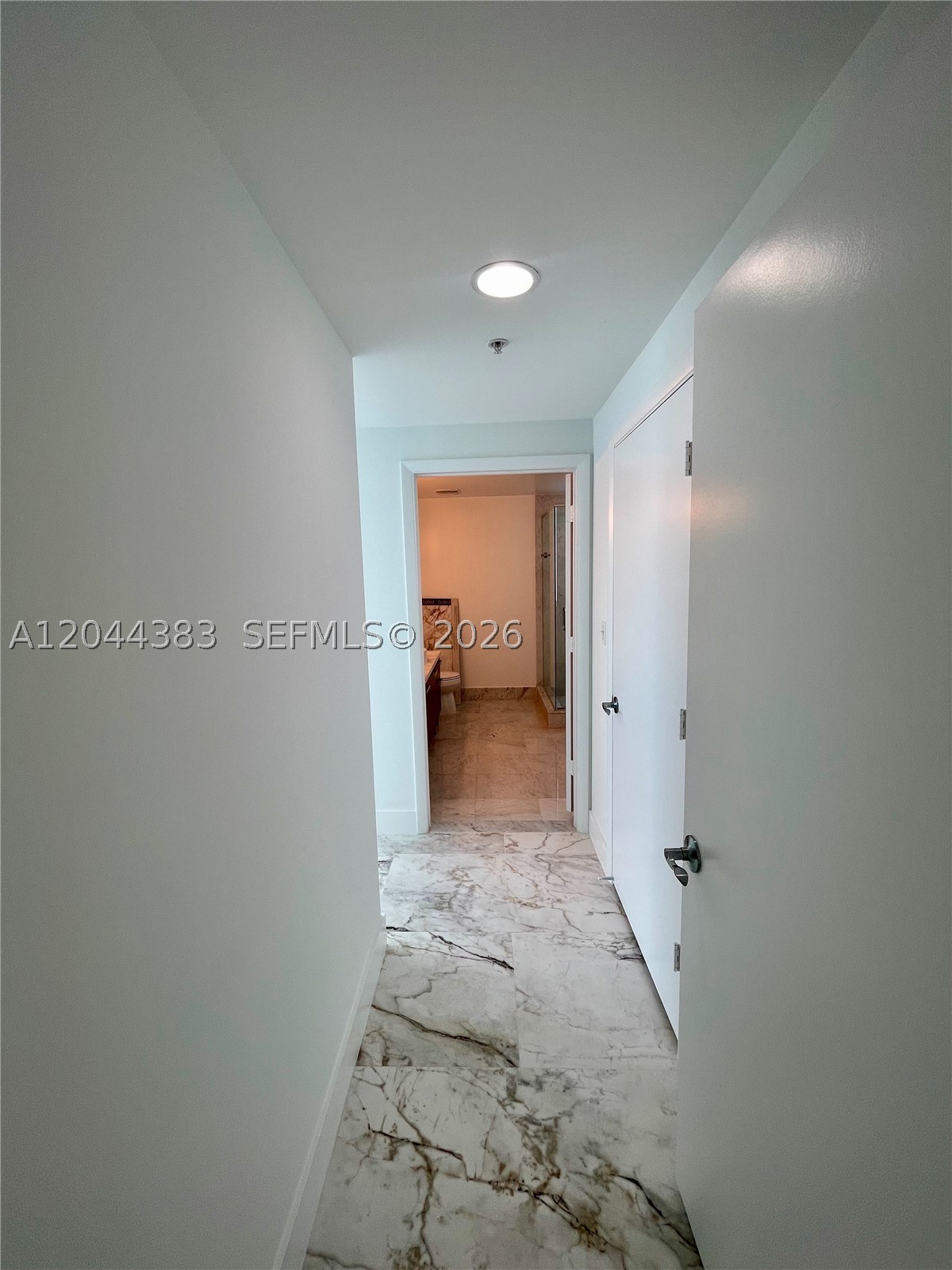 253 Ne 2nd St 2409 Property Photo 26