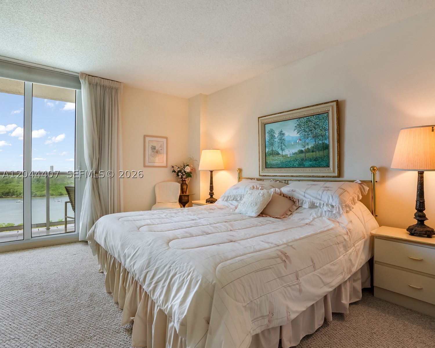 100 Bayview Dr 1620 Property Photo 13