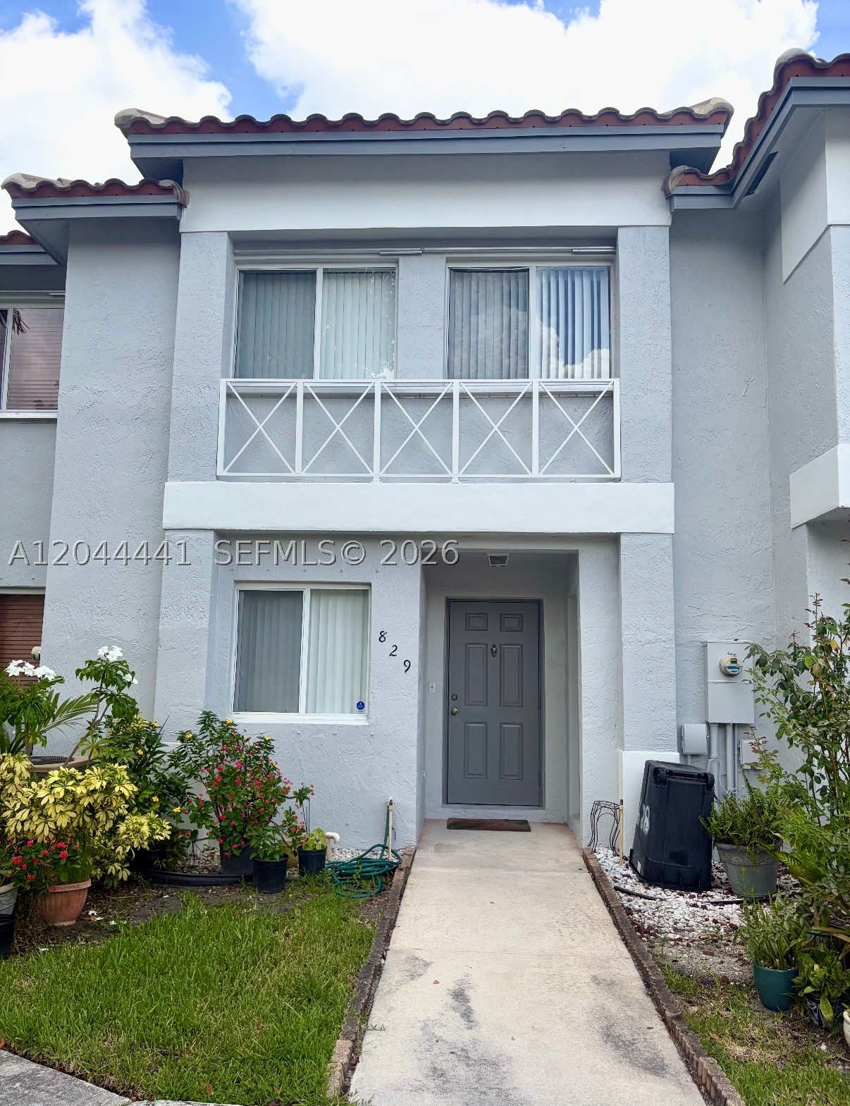 829 NW 208th Way Property Photo 1