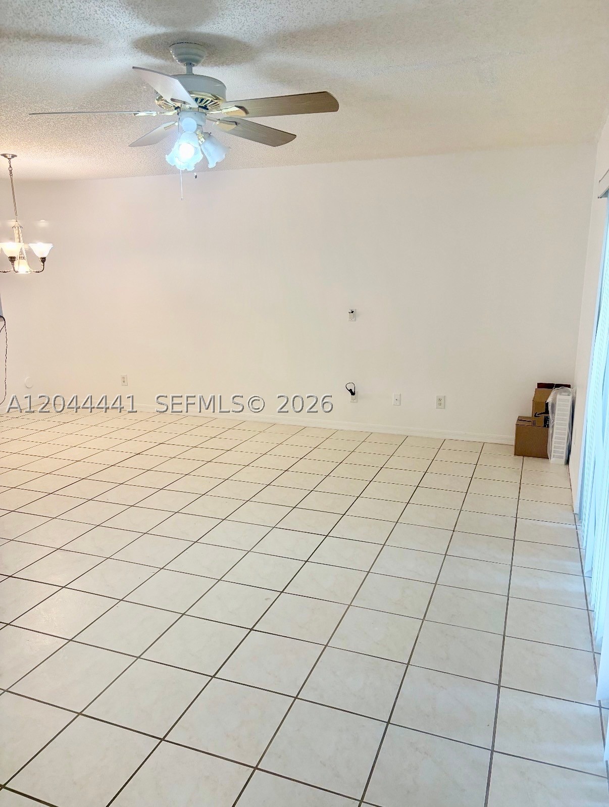 829 Nw 208th Way Property Photo 5