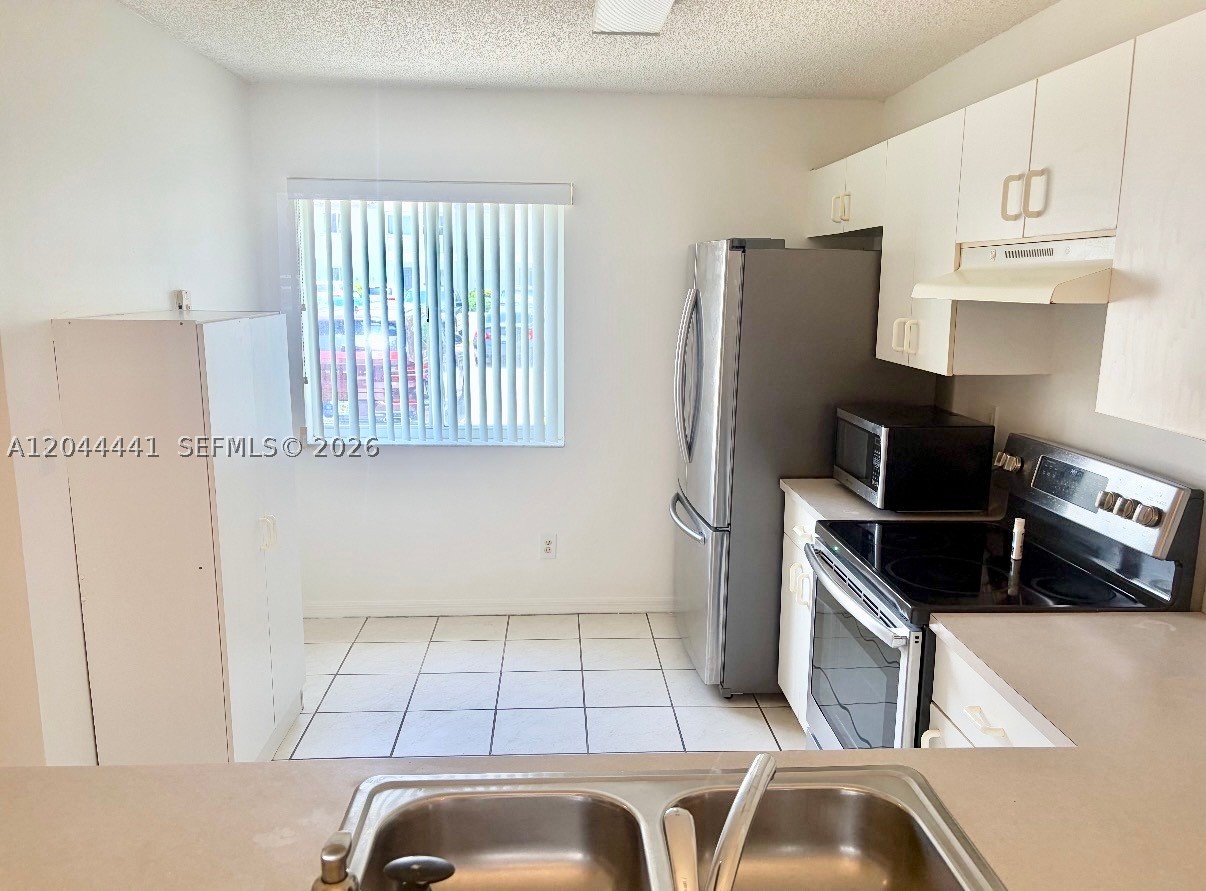 829 Nw 208th Way Property Photo 13