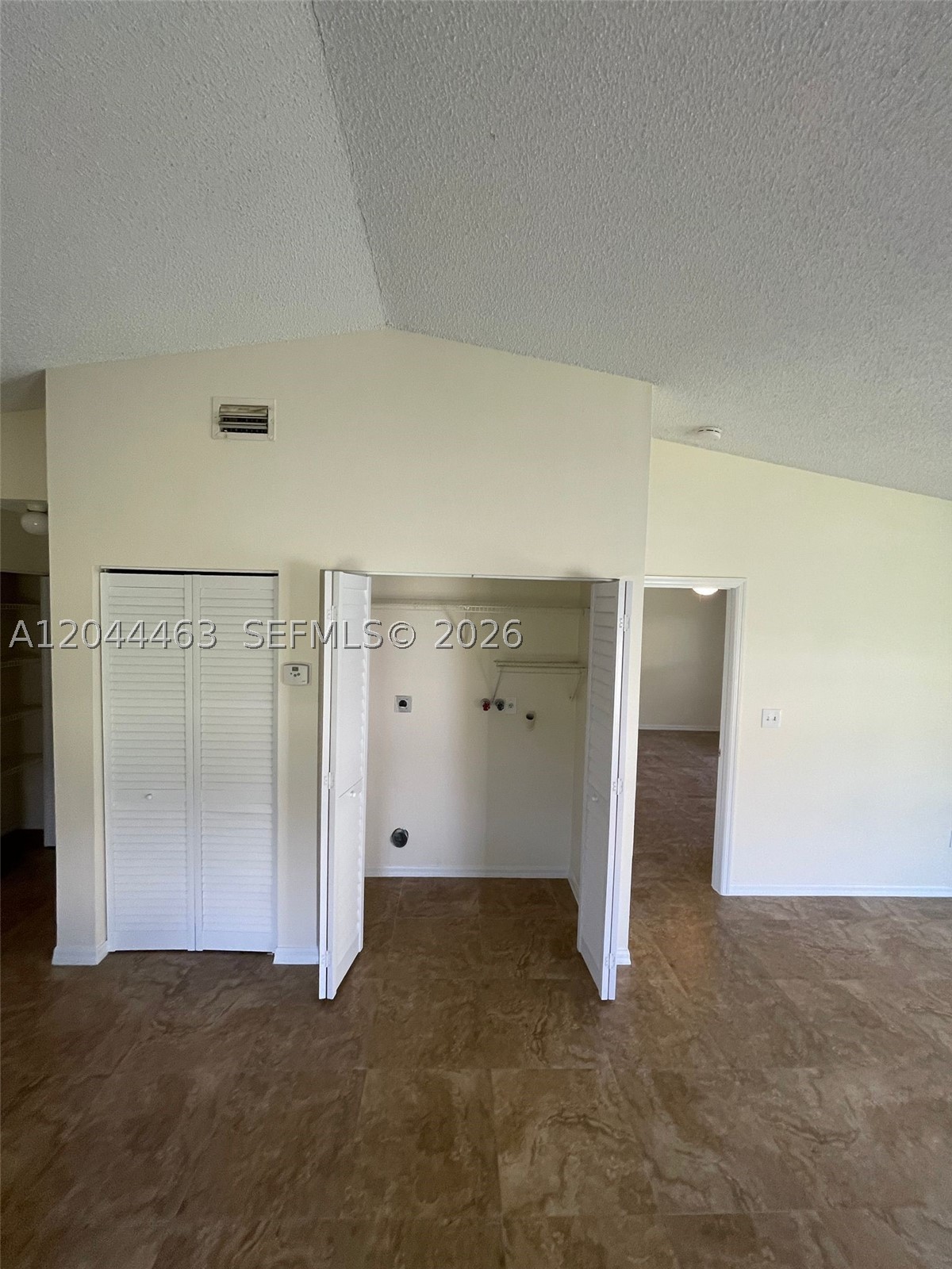 6031 Sw 36th Ct Rear Property Photo 3