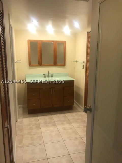 A12044466 Property Photo 13