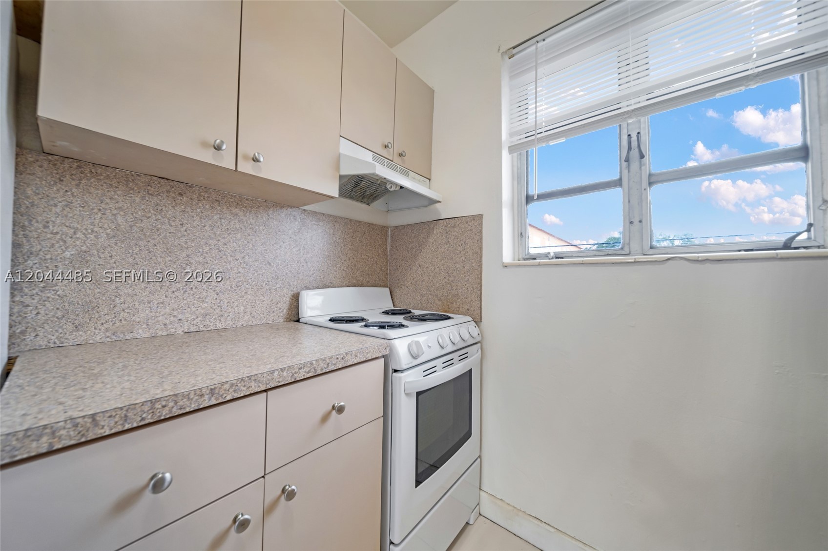 931 Sw 3rd St Property Photo 68