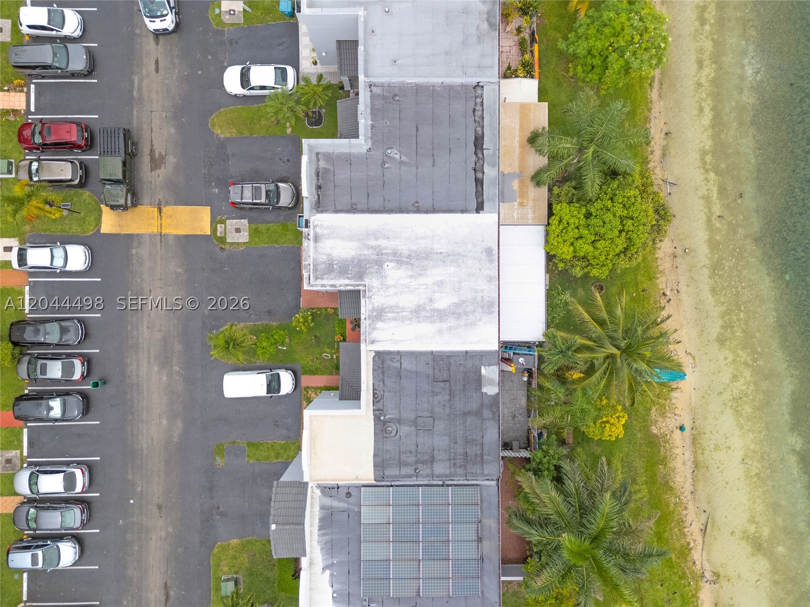 12427 Nw 7th Ln Property Photo 6