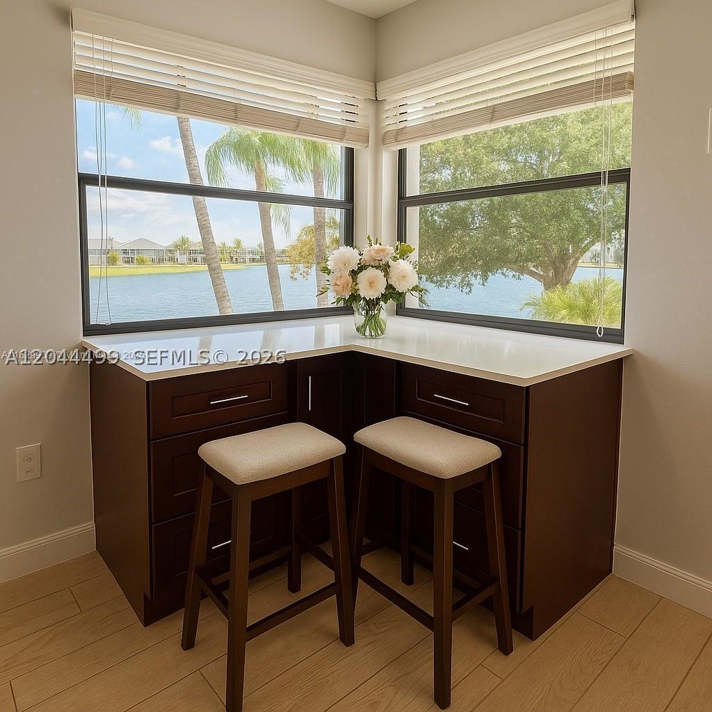 1044 S Independence Dr 1044i Property Photo 2
