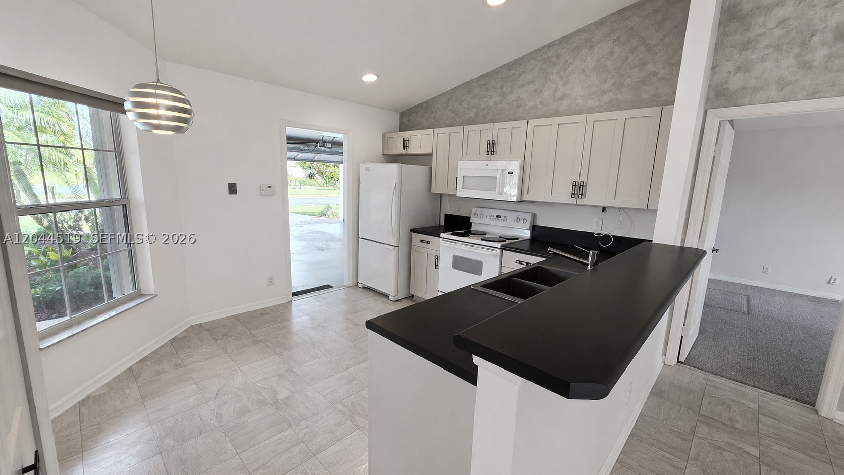 547 High Hawk Cir 541 Property Photo 5