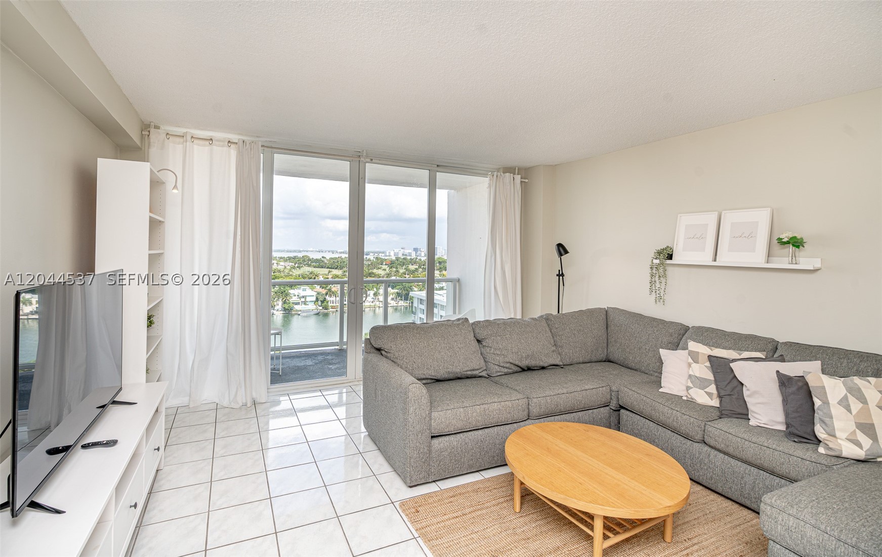5601 Collins Ave 1517 Property Photo 7