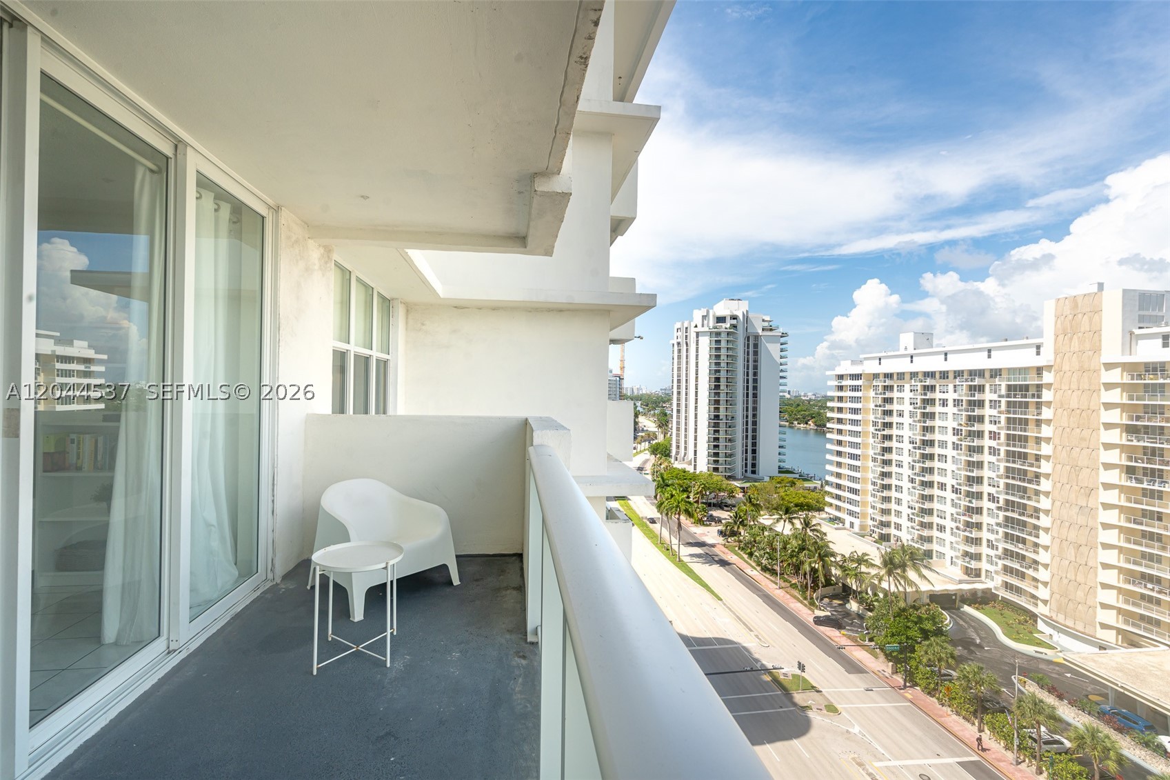 5601 Collins Ave 1517 Property Photo 11