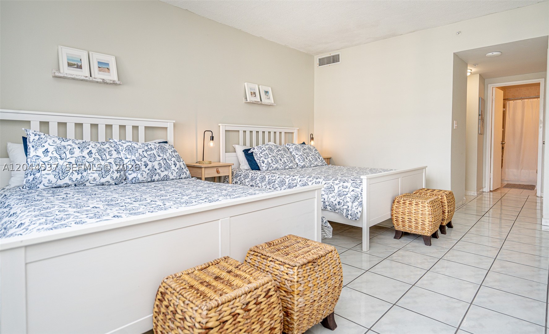 5601 Collins Ave 1517 Property Photo 15