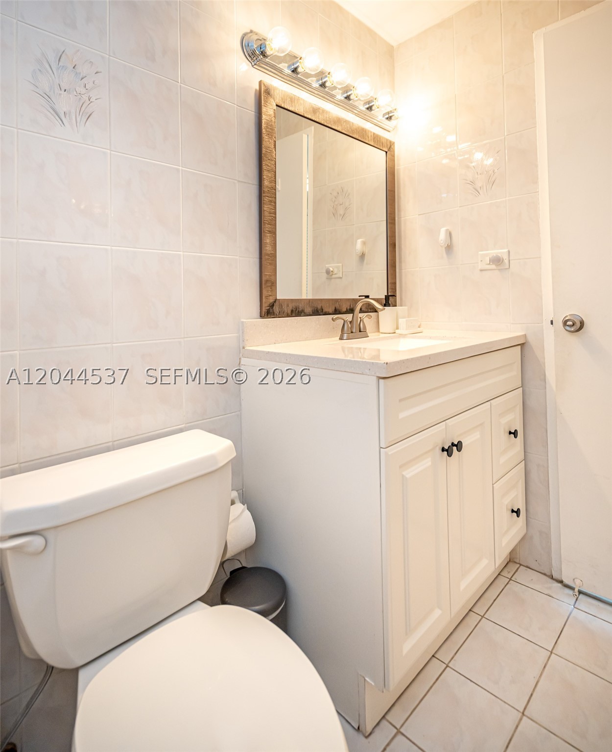 5601 Collins Ave 1517 Property Photo 23