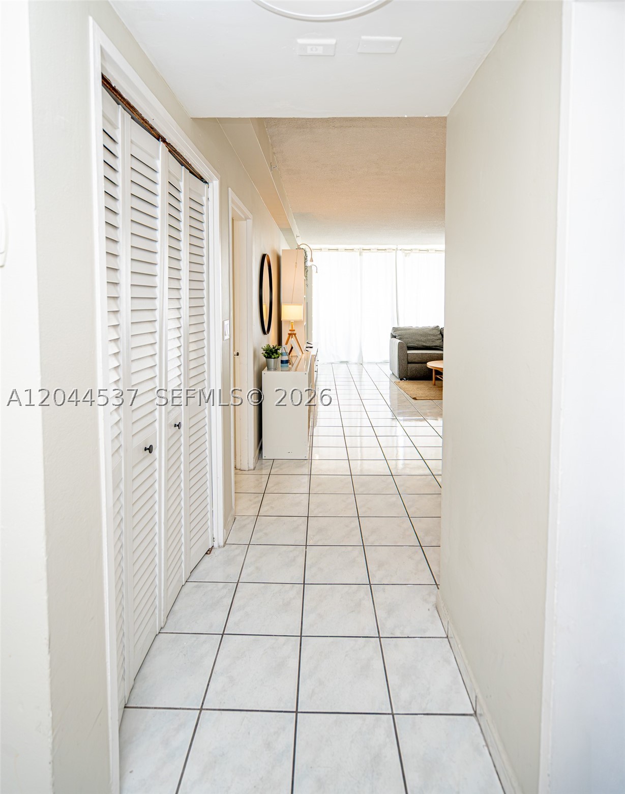 5601 Collins Ave 1517 Property Photo 28