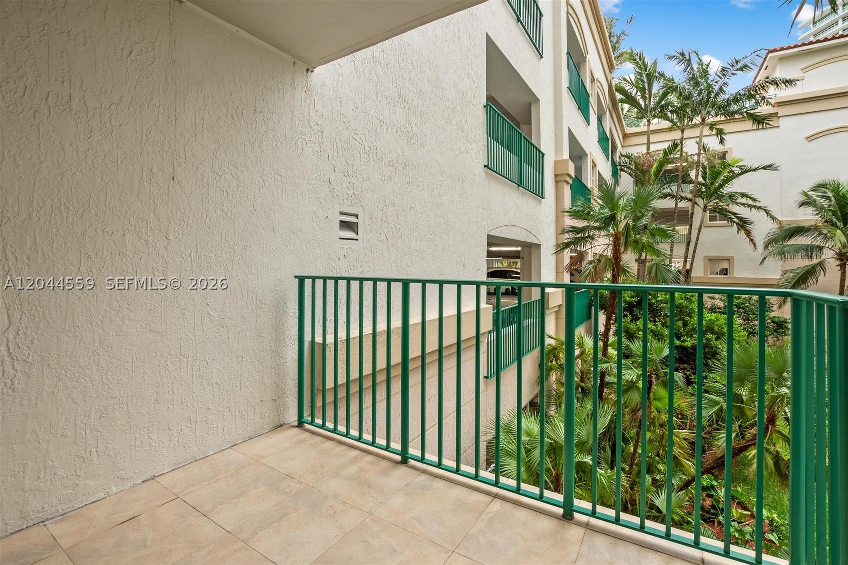 19900 E Country Club Dr 212 Property Photo 12