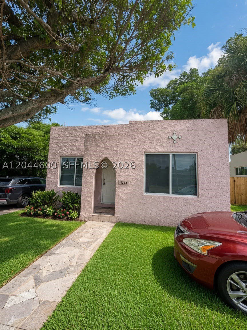 1154 W 25th St 0 Property Photo 1