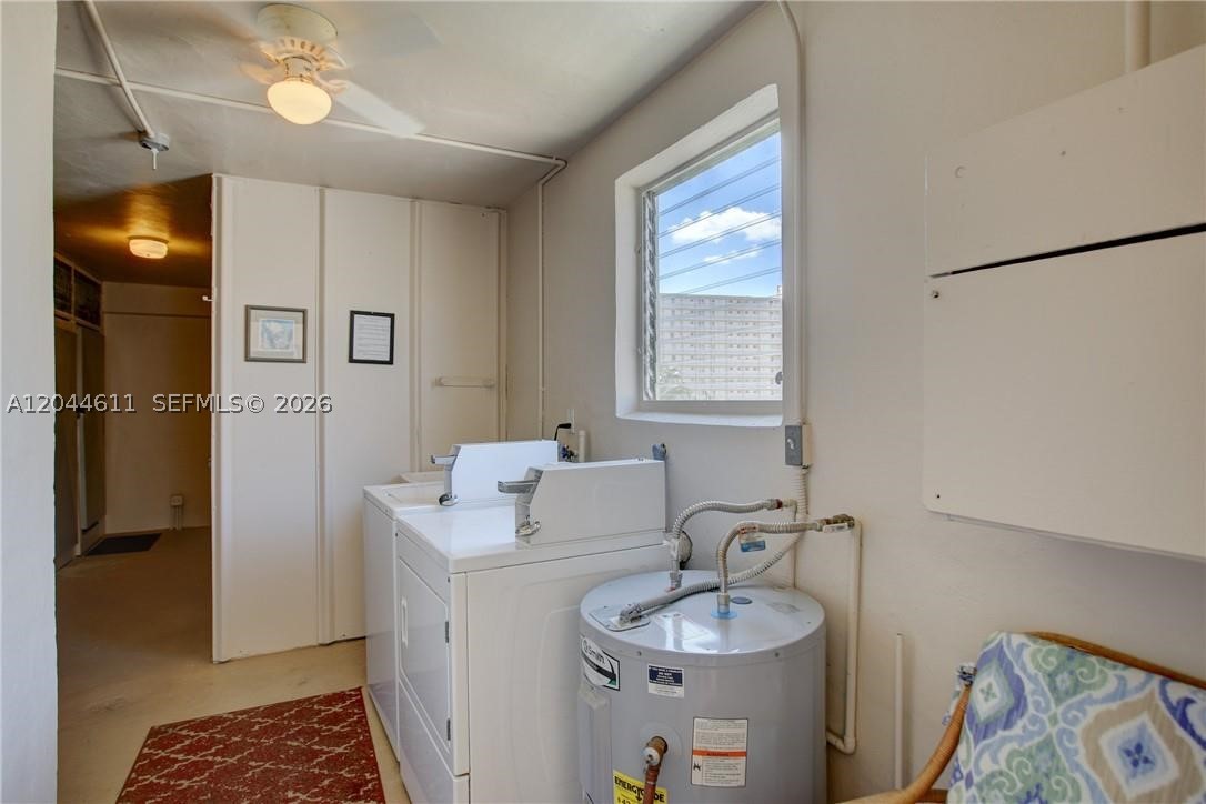 401 N Riverside Dr 504 Property Photo 22
