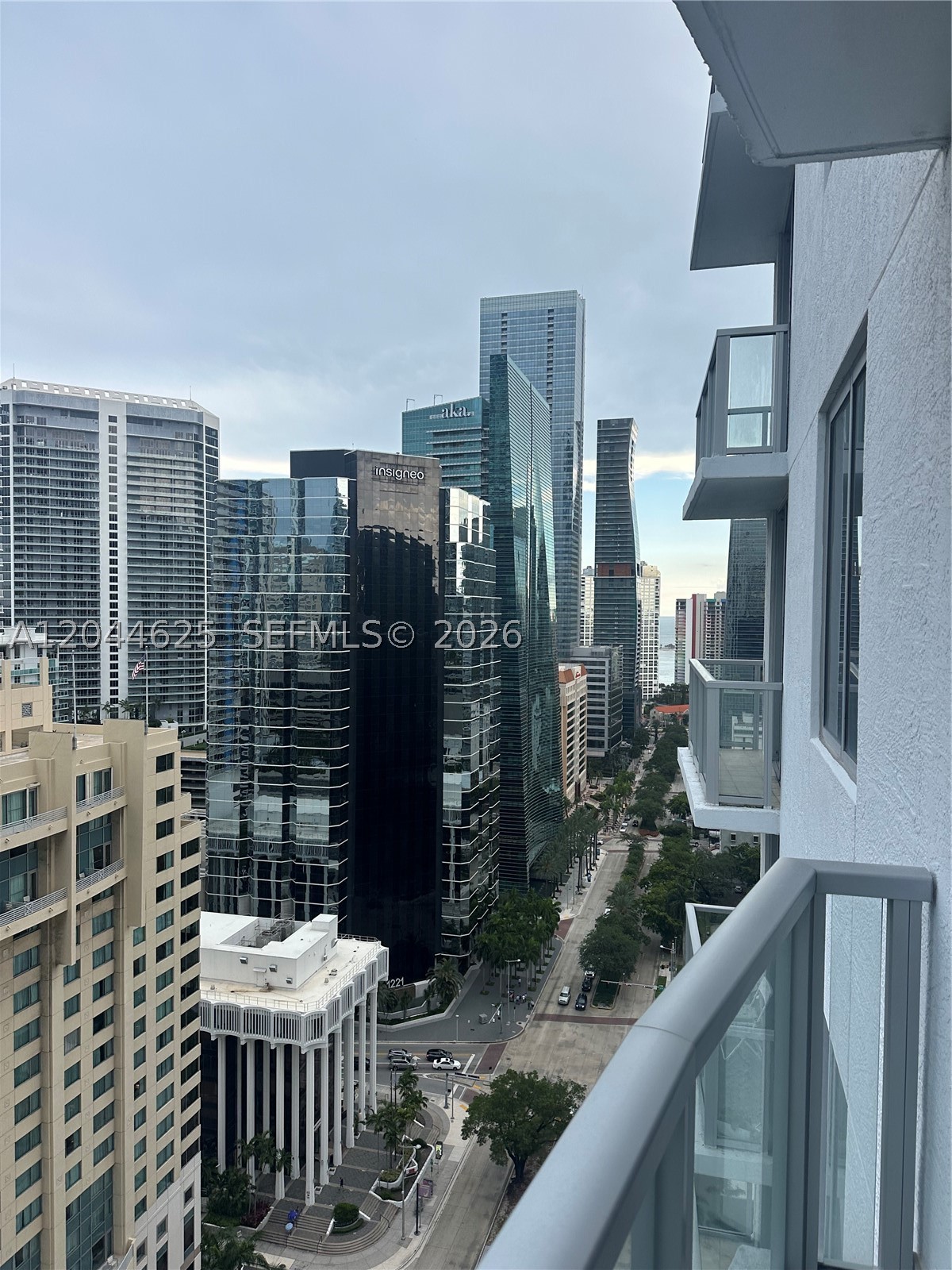 1060 Brickell Ave 2505 Property Photo 2