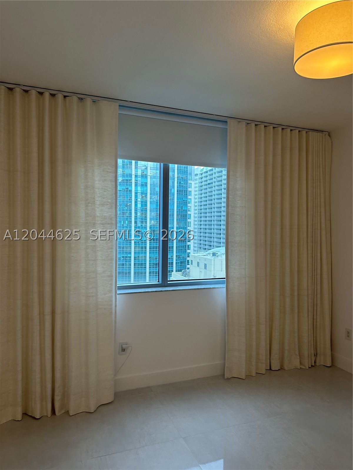 1060 Brickell Ave 2505 Property Photo 3