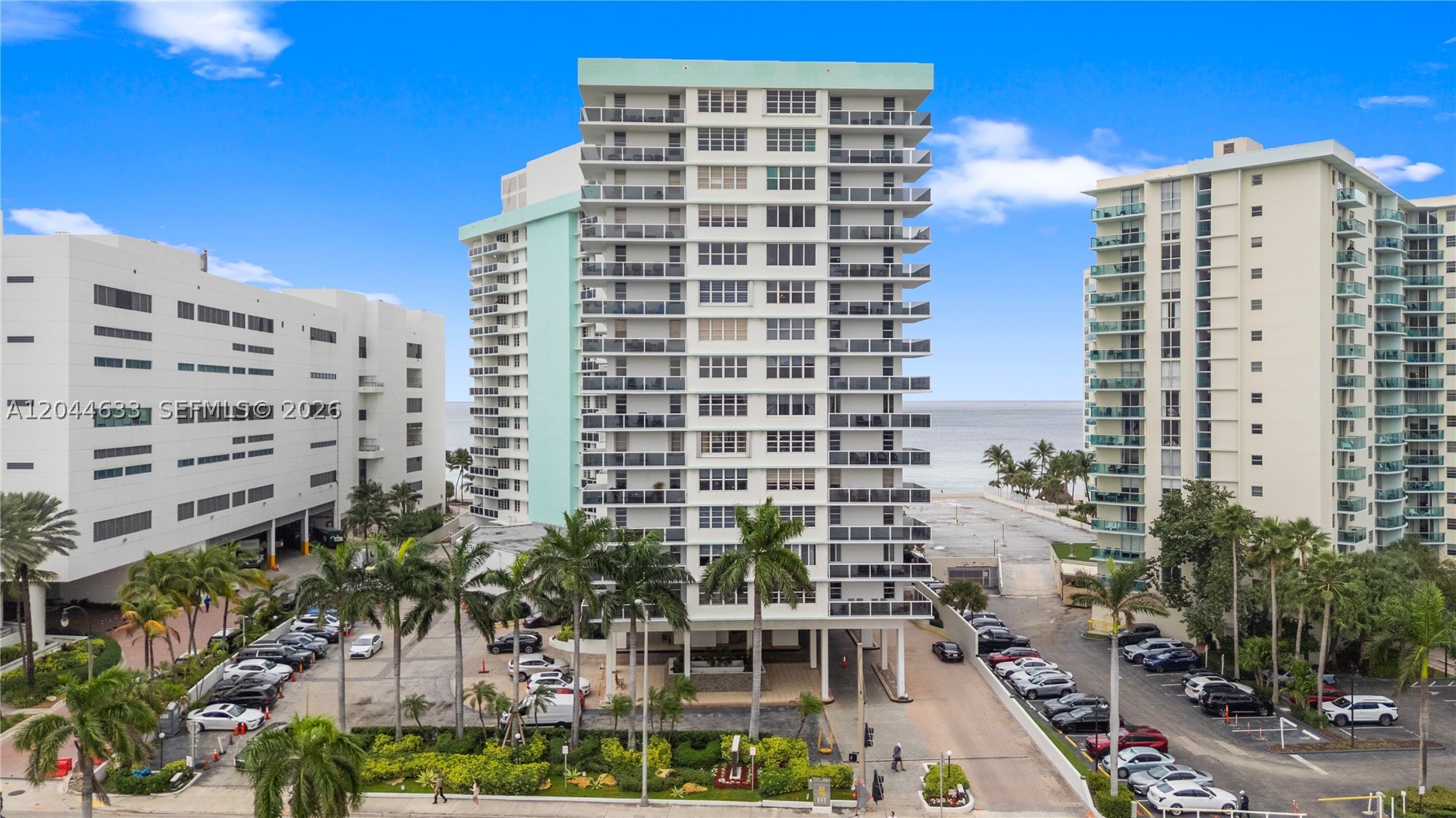3725 S Ocean Dr 1117 Property Photo 3