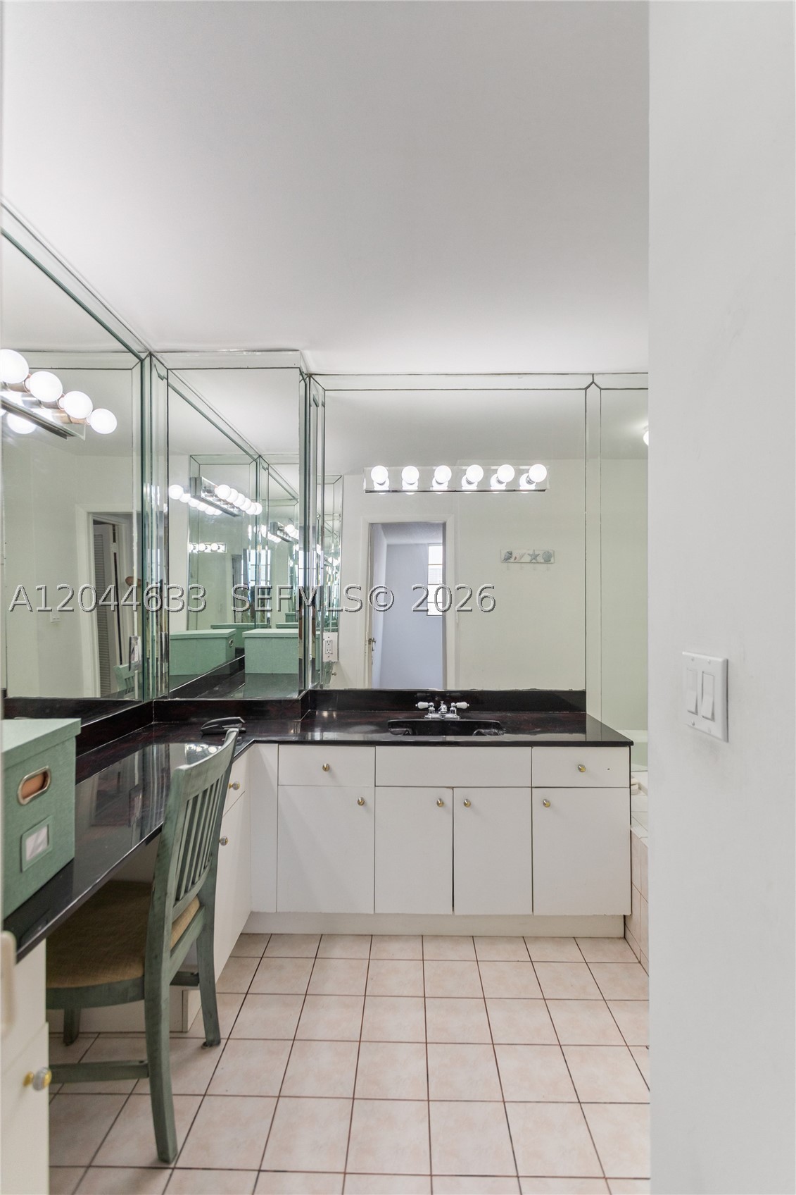 3725 S Ocean Dr 1117 Property Photo 37