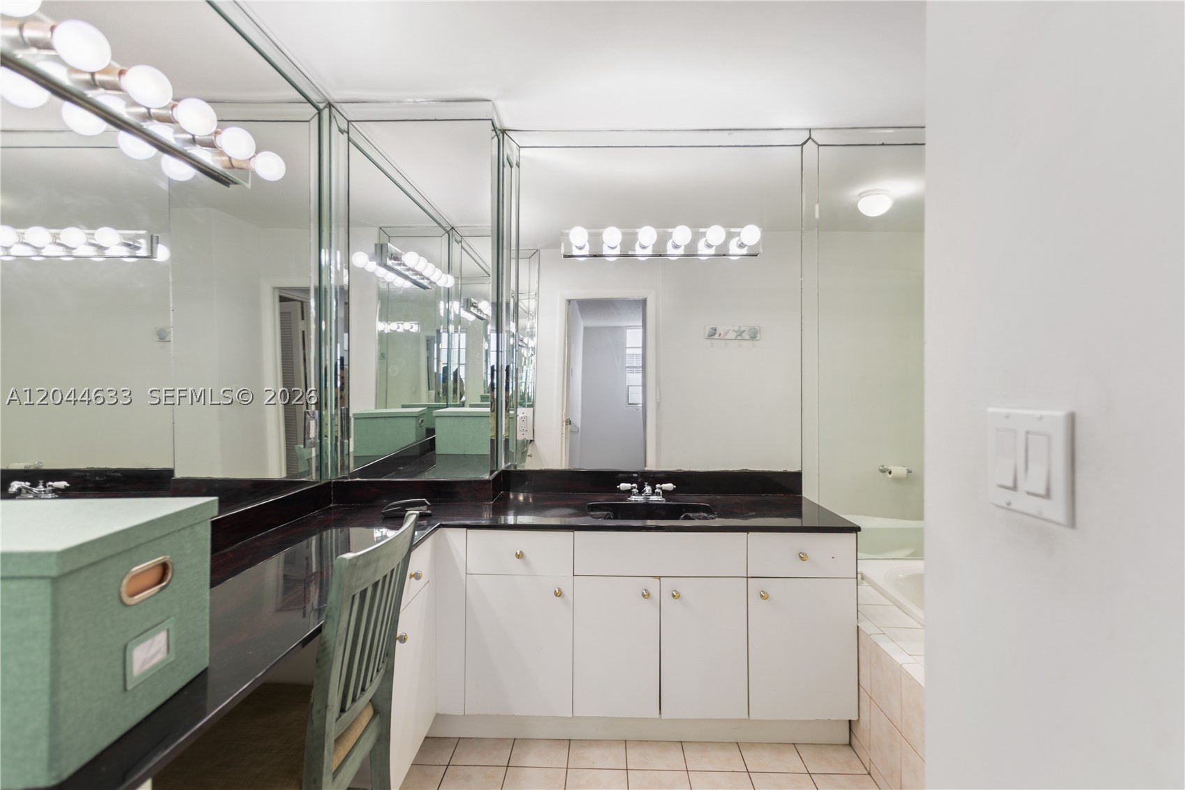 3725 S Ocean Dr 1117 Property Photo 39
