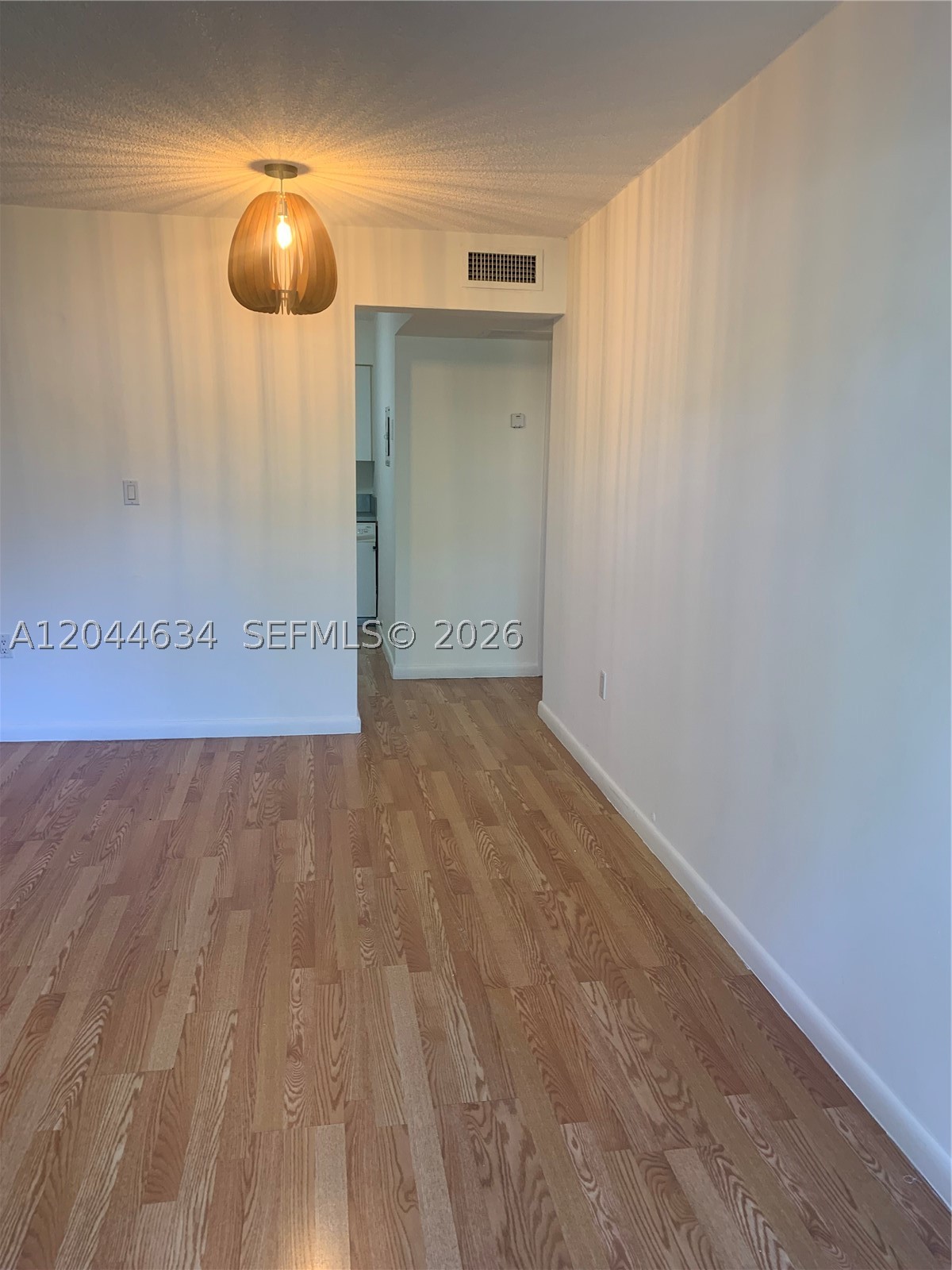 2460 Sw 18th Ave 1205 Property Photo 5