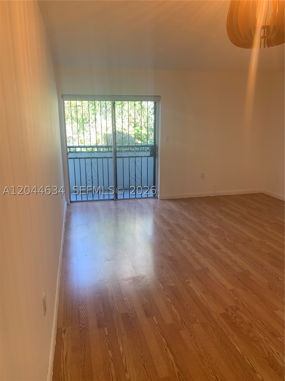 2460 Sw 18th Ave 1205 Property Photo 7