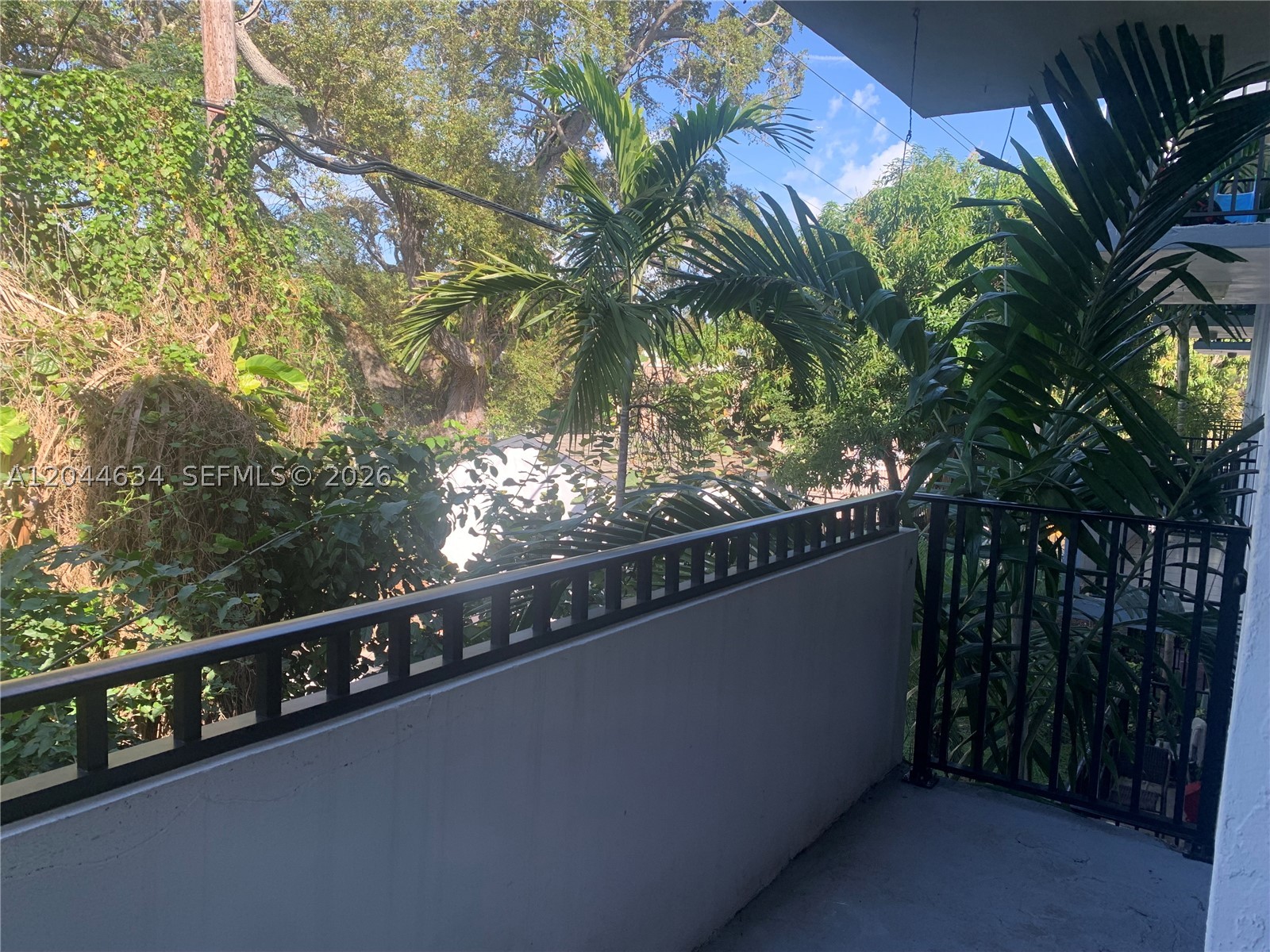 2460 Sw 18th Ave 1205 Property Photo 13