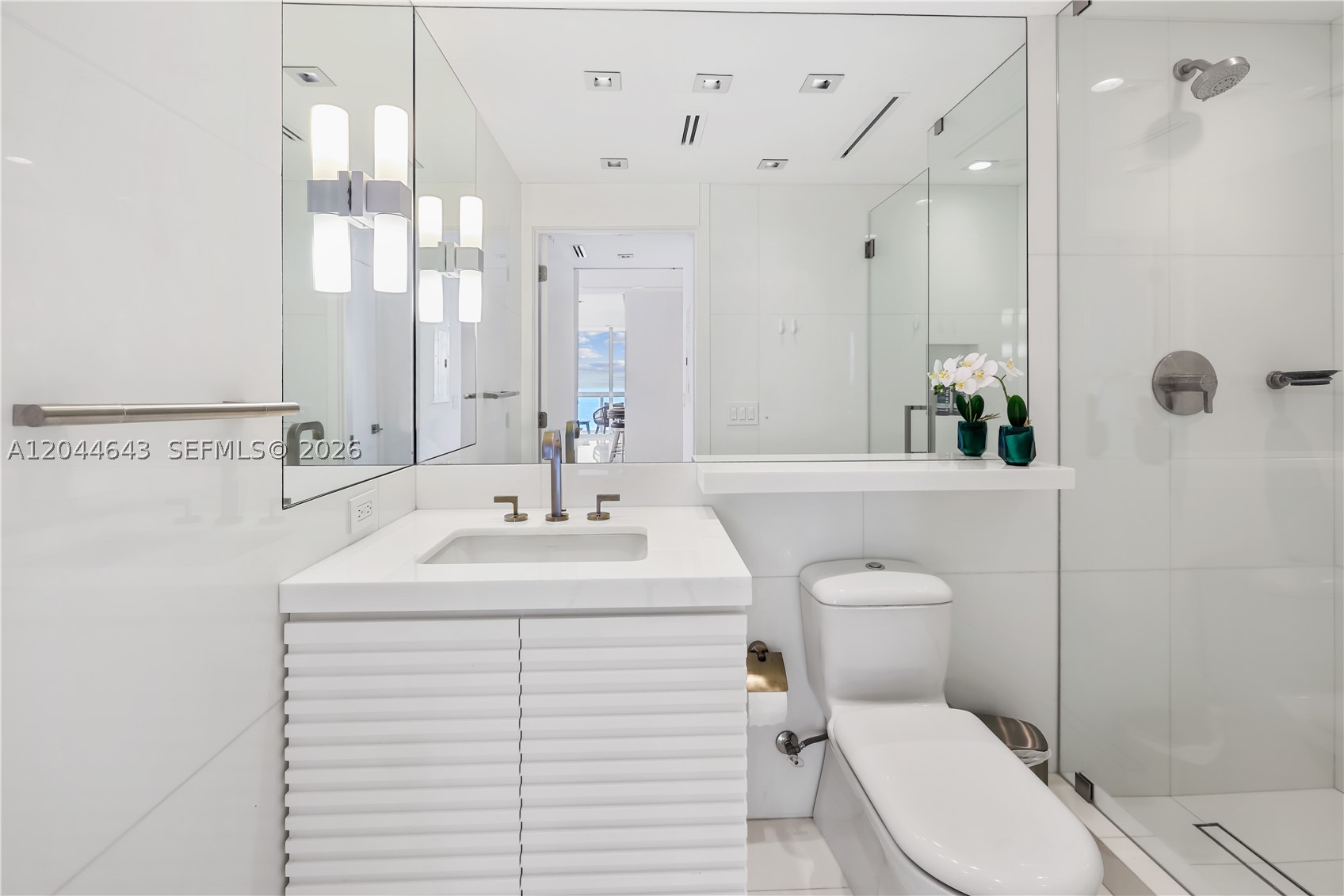 6899 Collins Ave 2208 Property Photo 41