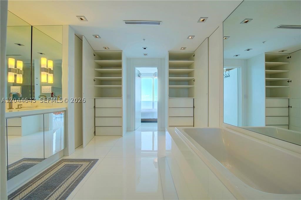 6899 Collins Ave 2208 Property Photo 68