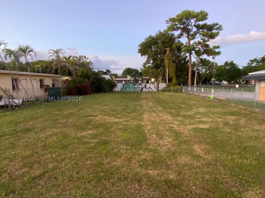 3021 W Flagler St Property Photo 3